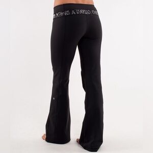Lululemon Vintage Reversible Luon Groove Black Pants Special Limited Edition